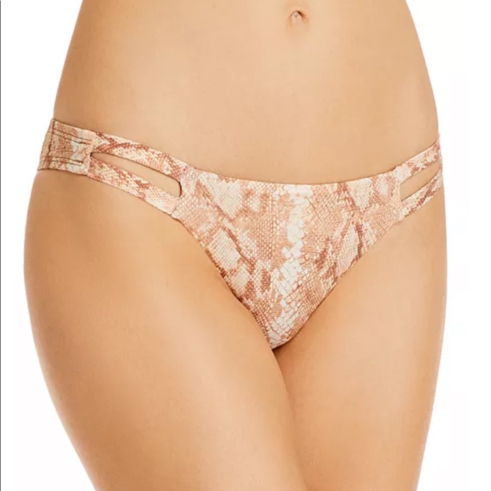 Vitamin A hipster neutral bottoms (sand snake)